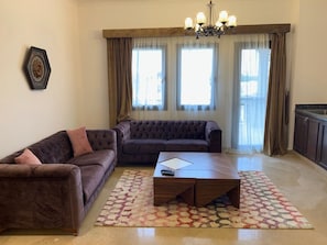 Villa, 5 Bedrooms | Living room | Flat-screen TV