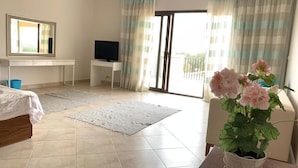 Villa, 5 chambres, vue piscine | 5 chambres
