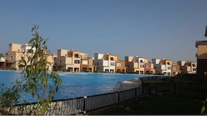 Outdoor pool - Marassi North Coast Villa V23 with pool (El Alamein)