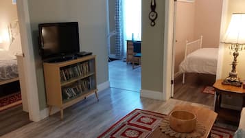 2 chambres, fer et planche Ă repasser, Wi-Fi gratuit, draps fournis