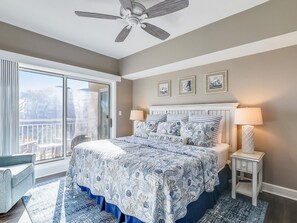 2 bedrooms, iron/ironing board, Internet, bed sheets