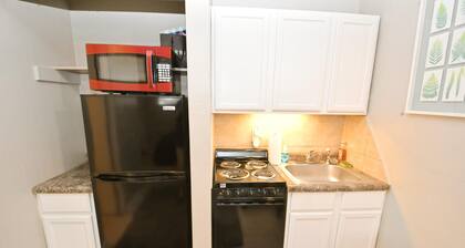 Studio apartment close to Notre Dame! (1309.3)