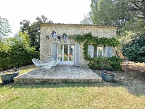 L'Esprit Montpel "La Cabane-Chalet de Montagne