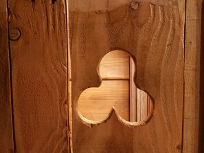 Interior detail - L'Esprit Montpel "La Cabane-Chalet de Montagne (Vendargues)