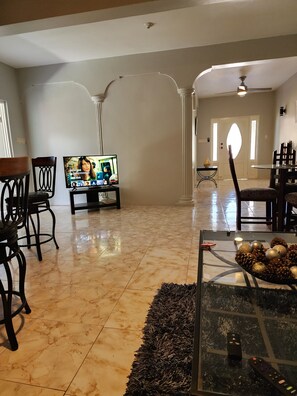 Interior - PENTHOUSE VIEW AND FLATS VACATION HOME (#1) (Montego Bay, St James)