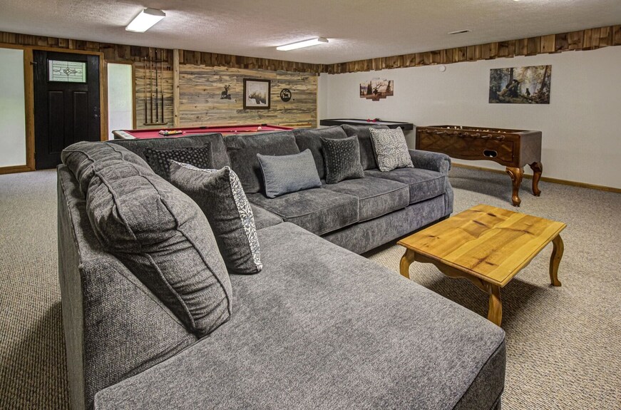 Bear Retreat - A Favorite Family Cabin Located In Dogwood Farms - Townsend, TN