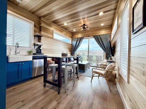 Star Lily: hillside tiny home with fire‑pit