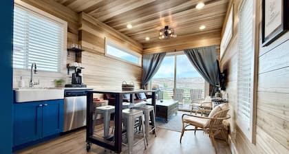 Escalante Escapes Star Lily-Tiny House