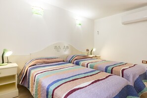 3 soverom, safe på rommet, strykejern/-brett og wi-fi
