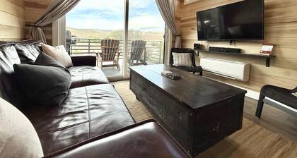 Escalante pakenee Moon Lily - pieni talo