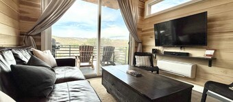 Luxury 2 BR Tiny Home | Grand Staircase Views