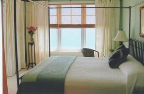 2 bedrooms, WiFi, bed sheets, wheelchair access