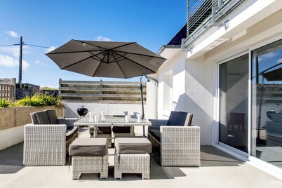 Casa vacacional con piscina a 50 metros del mar.