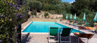 Residencia en un pueblo medieval para familias o grupos en el centro de la Toscana,