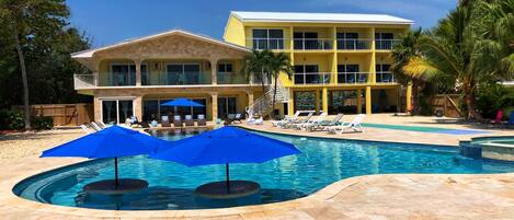 Piscine extérieure, piscine chauffée