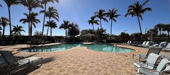 Carriage House en Colonial Country Club