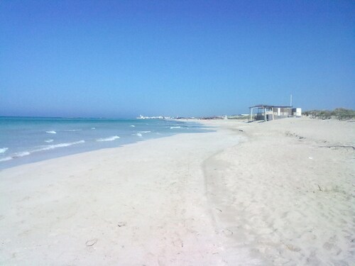 SEPTEMBER IN SALENTO: VILLA 70 METER VOM MEER ENTFERNT. 