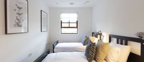 3 dormitorios, tabla de planchar con plancha, wifi y ropa de cama