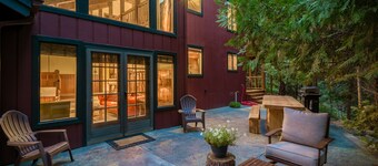 Johnson's Firefall Lodge - 2 miles from Yosemite National Park!
