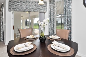 Dining - 1303YC: 4 Bed 3 Bath w/ Private Pool near Disney in West Haven (Davenport)