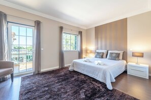 2 chambres, accès au Wi-Fi (inclus), literie fournie