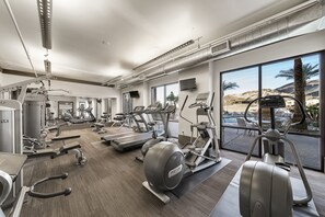 Fitness facility - Luxury Suite: Wake to Lake & Pool Views (Henderson)