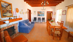 Televisor i llar de foc