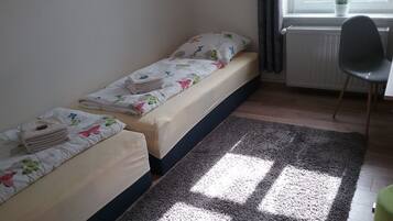 2 quartos, escrivaninha, Wi-Fi, roupa de cama