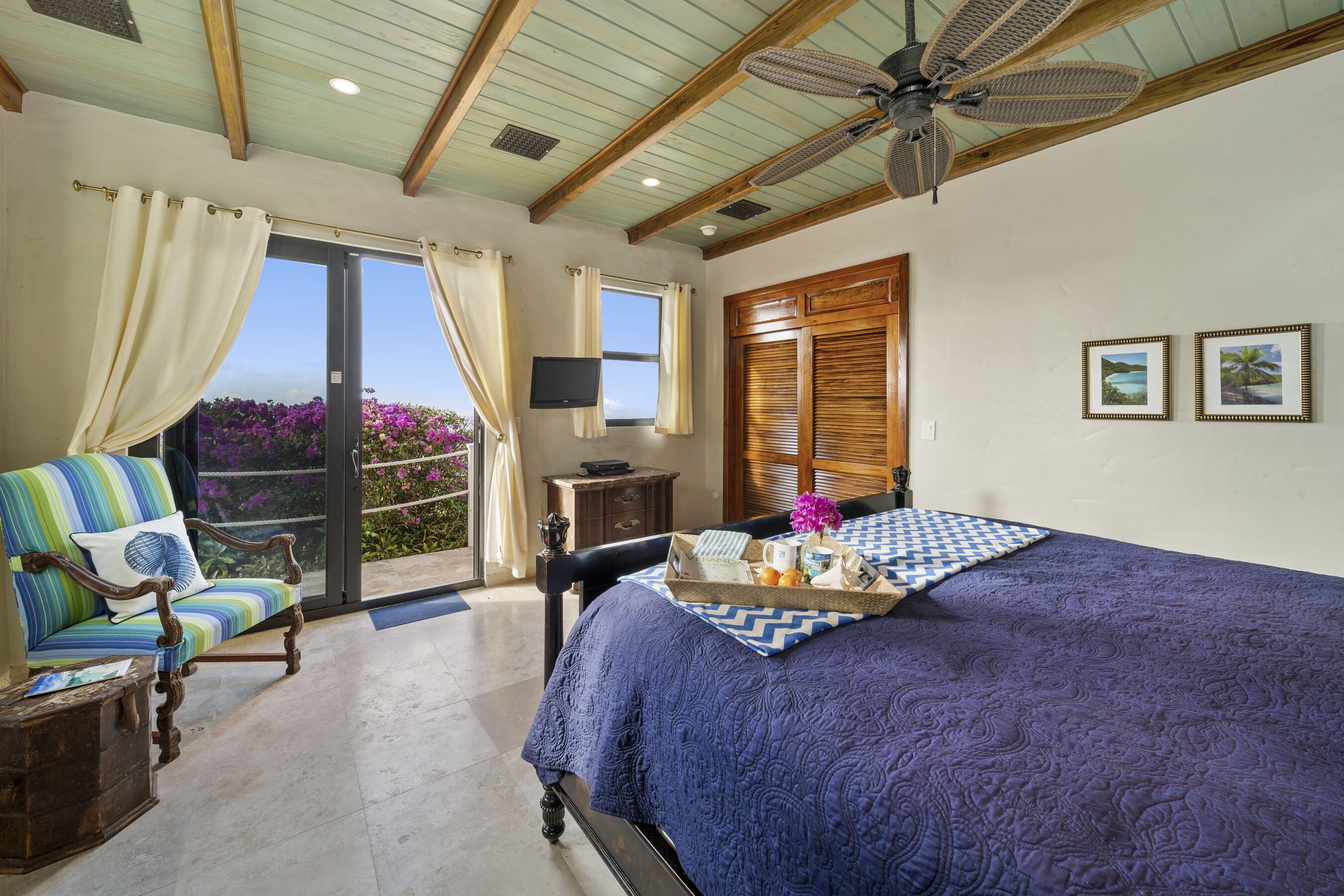 3 bedrooms, in-room safe, desk, iron/ironing board