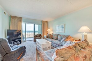 TV - Ocean Front! Mid town 2 BR Condo with Outdoor Pool in Sandpiper Dunes (Ocean City)