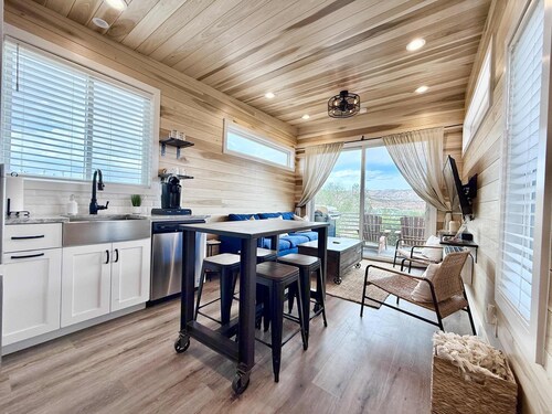 Prickly Pear Tiny Home – Escalante, Near Bryce