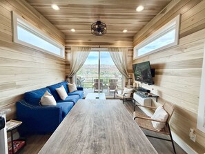 TV, offices