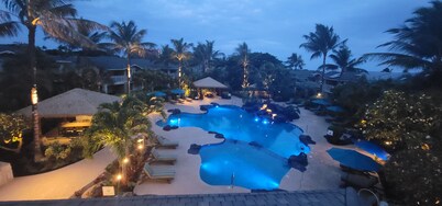 Hawaiian Escape with all the Amenities 
