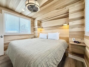 1 bedroom, iron/ironing board, travel cot, WiFi