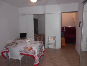 1 bedroom, iron/ironing board, Internet, bed sheets - License R 4539 Pleasant and comfortable small apartment in central location (Alghero)