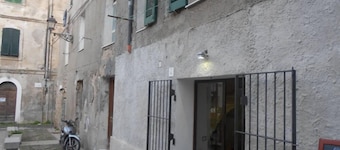 Mukava huoneisto merelle pÀin mukava, hyvÀ sijainti centr