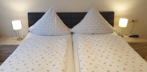 2 Schlafzimmer, Bügeleisen/Bügelbrett, kostenloses WLAN, Bettwäsche