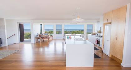 Minnie Beach House, TOP NOTCH