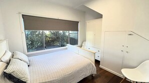 5 slaapkamers, een strijkplank/strijkijzer