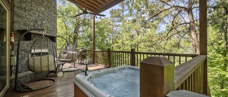 Bain à remous extérieur