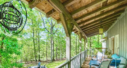 Historical Schoolhouse You Won't Want to Leave - Dogs Stay Free!