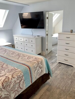 3 dormitorios, tabla de planchar con plancha, Internet y ropa de cama