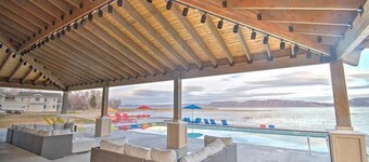 The Sands #18 - Private Home on the Water