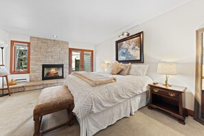 3 bedrooms, internet, bed sheets