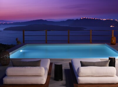 Melidonia Suites