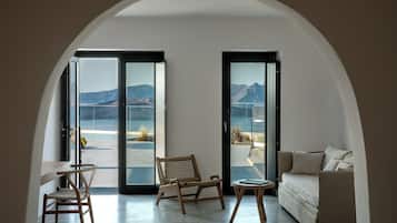 Senior Villa, Private Pool, Sea View | Minibar, in-room safe, individually decorated, desk