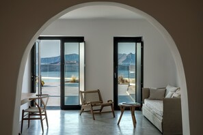 Senior Villa, Private Pool, Sea View | Minibar, in-room safe, individually decorated, desk - Melidonia Suites (Santorini)