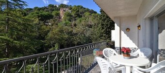 Club Villamar - Deze mooie en gezellige villa ligt op minder dan 1 kilometer van het strand en al...