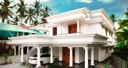 Dvārakā: Luxury Villas of Guruvayur