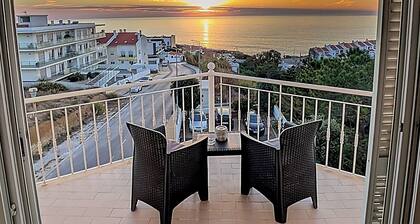 Ericeira Sunset Apartment (100 m from the South beach)